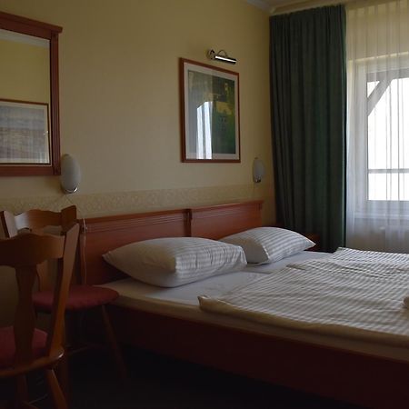Bed and Breakfast Paprika Panzio Hegyeshalom Esterno foto